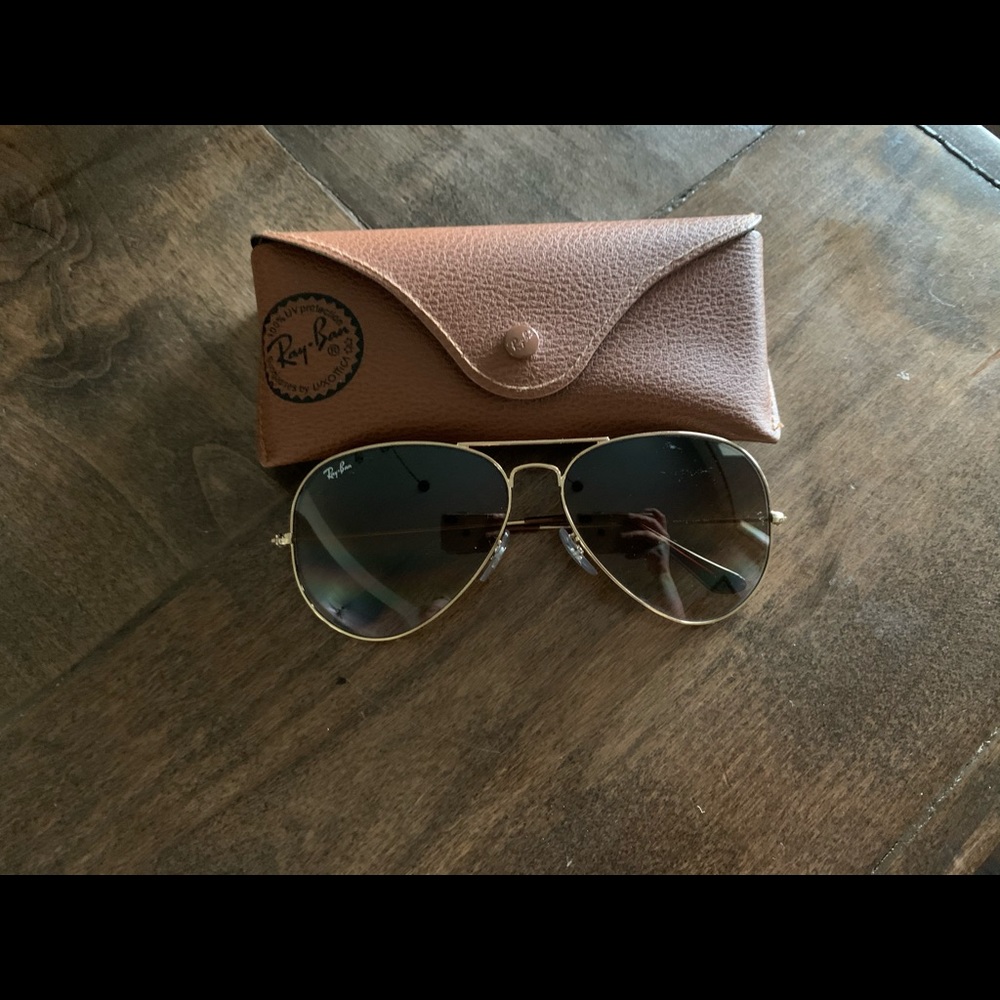Ray Bans - Picture 1 of 3